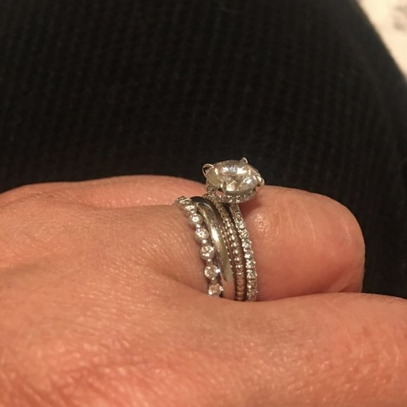 Classic Wedding Ring in 14k White Gold (2mm) - Picture 4 of 5